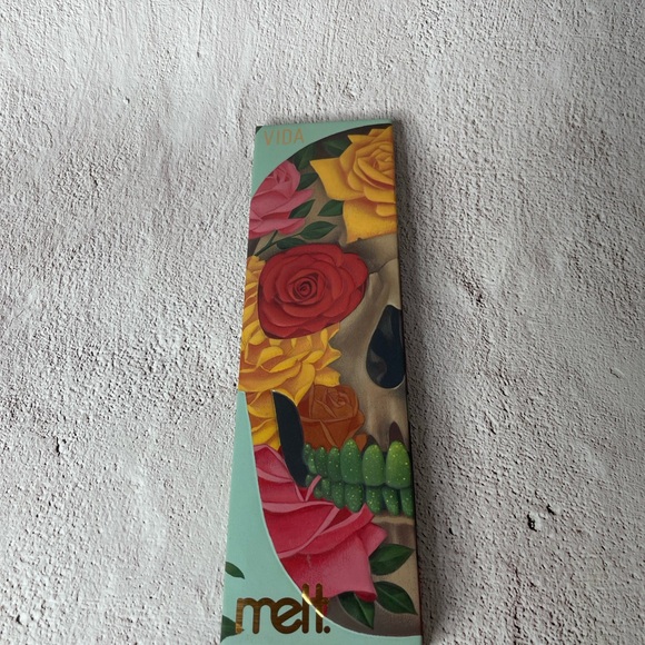 Melt Cosmetics Vida Eyeshadow Palette - Picture 2 of 3
